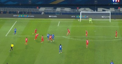 1760138807624098098.gif 法国.gif